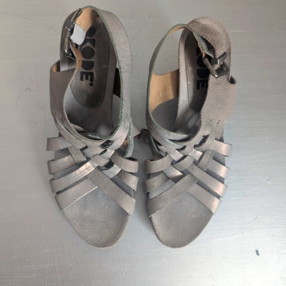 DKODE Women's Strappy Block Heel Sandals - Gray SZ 39 eur - Picture 8 of 15